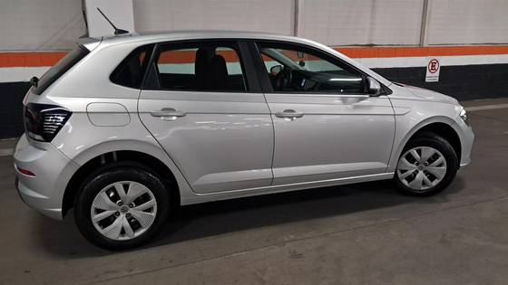 VOLKSWAGEN POLO 1.0 MPI TRACK MANUAL